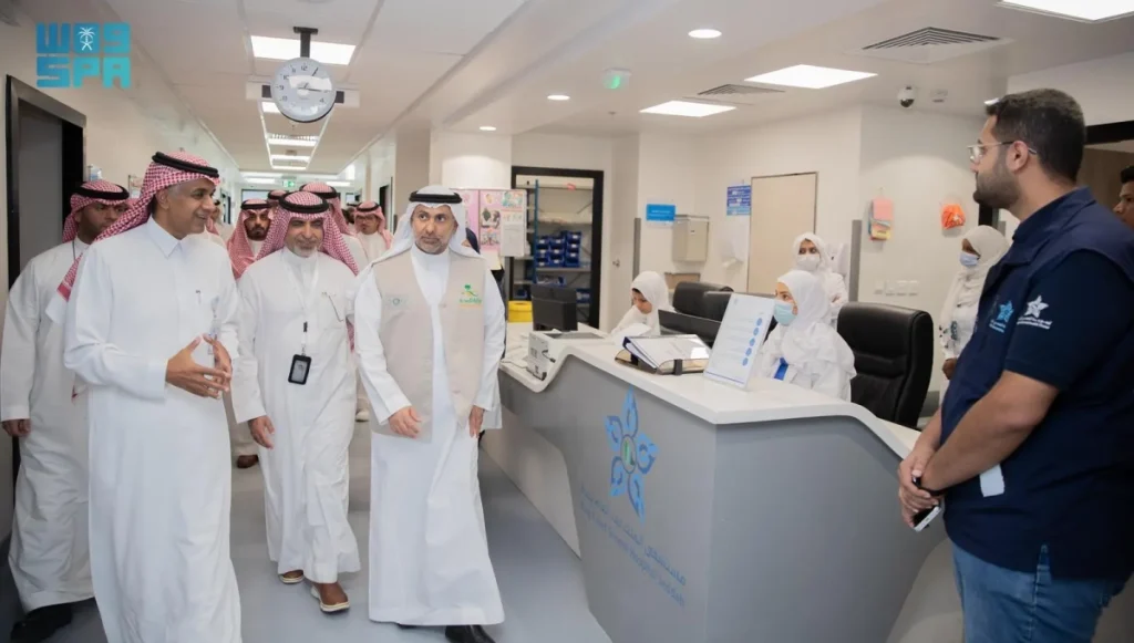 Health minister inspects Jeddah hospitals