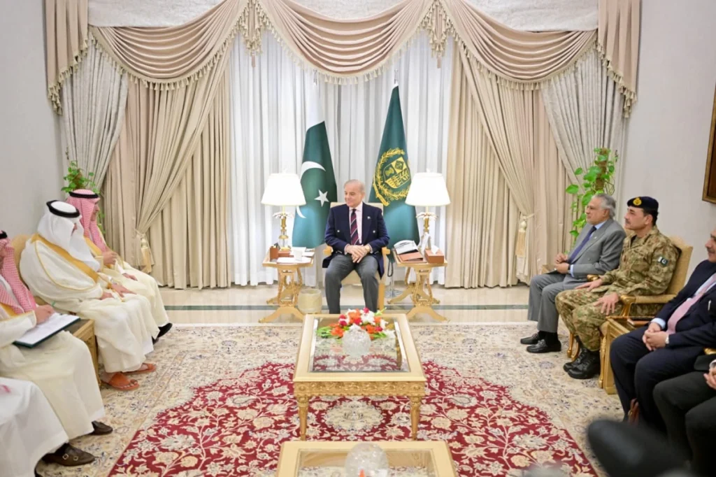 Saudi finance minister meets Pakistan PM in Islamabad