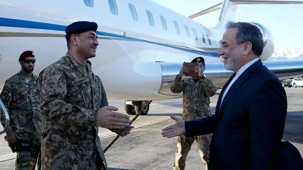 Pakistan army chief visits Tehran in push for new round of US-Iran talks