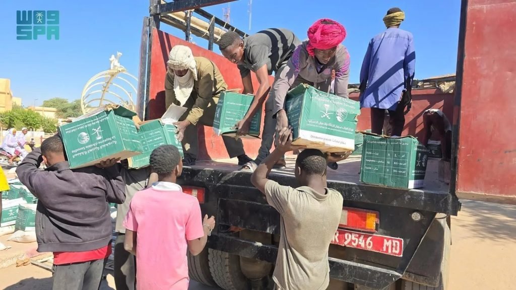 KSrelief Distributes 550 Food Baskets in Mali
