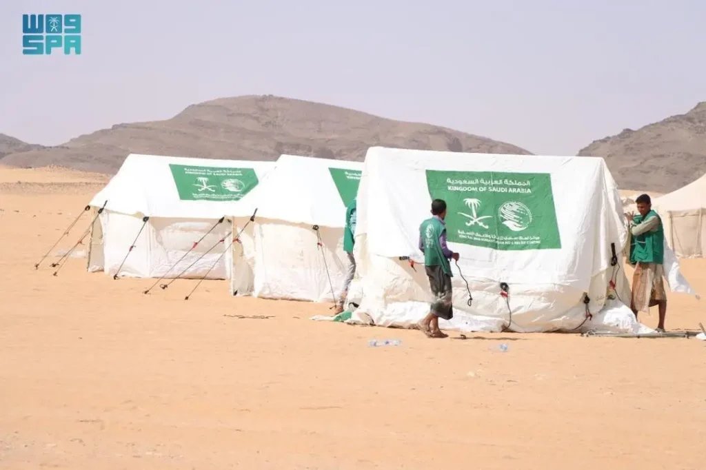 KSrelief Distributes Shelter Kits and Tents in Hadhramaut, Yemen