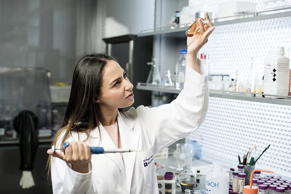 Abu Dhabi researchers develop smart molecules to help detect, treat brain tumours
