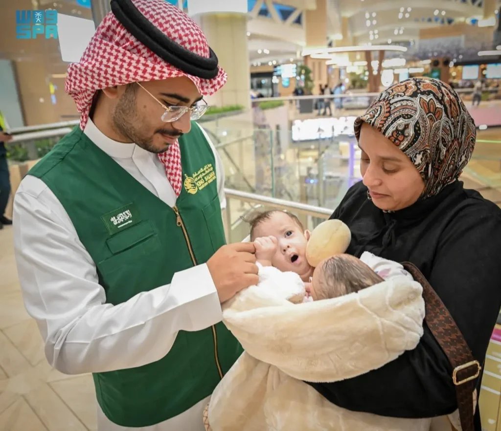 Upon Royal Directives, Moroccan Conjoined Twins Arrive in Riyadh for Medical Evaluation