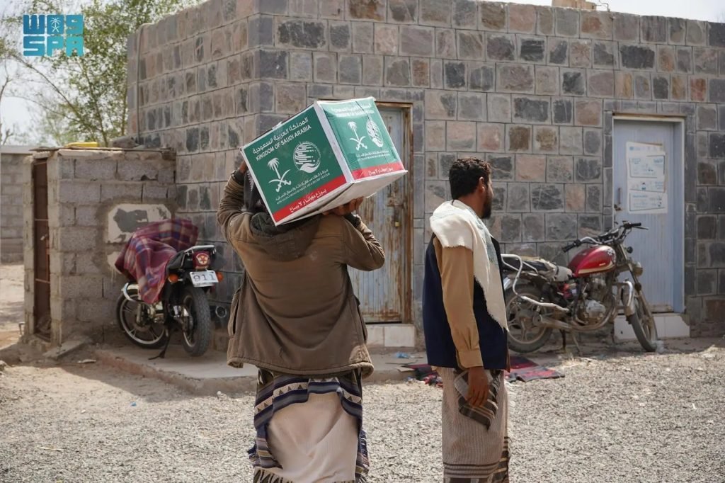 King Salman Humanitarian Aid and Relief Center Distributes Food Baskets in Yemen