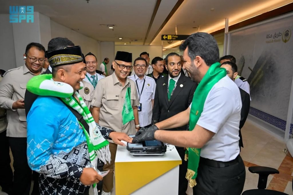 Indonesian Hajj Minister Visits Makkah Route Initiative Terminal at Juanda International Airport