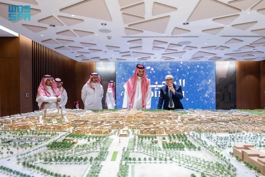 Diriyah Governor Visits Diriyah Company Headquarters, Reviews Progress of Projects