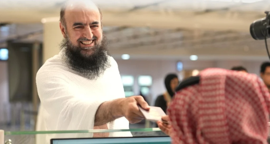 Hajj pilgrims can travel within Saudi Arabia, carrying digital visitor ID, instead of passport