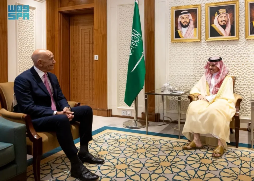 Saudi FM, US Special Envoy discuss ways to support stability in Syria