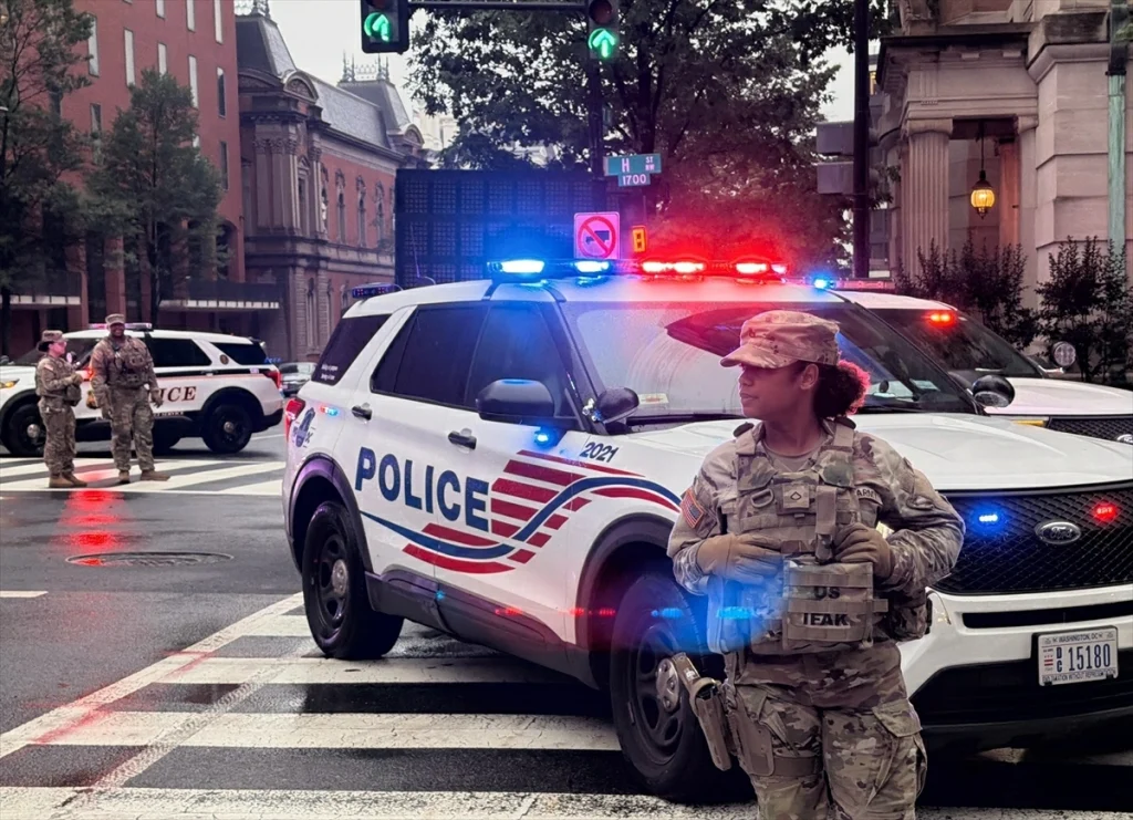 Suspect killed after opening fire near White House, Secret Service says