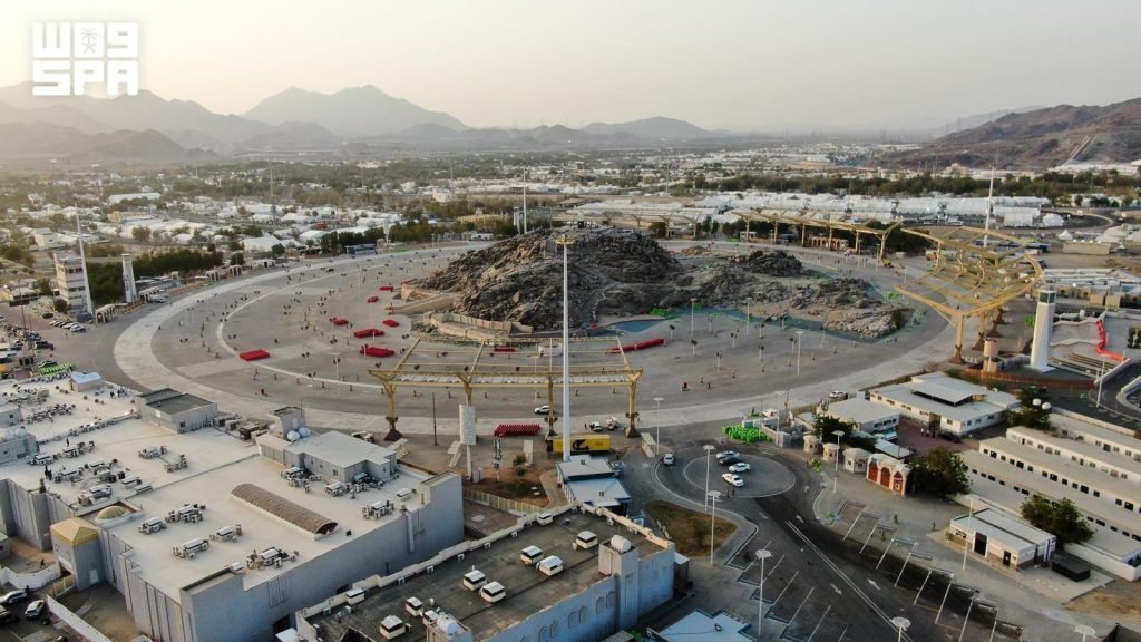 Municipalities Ministry Removes Over 250,000 Tons of Waste in Makkah, 16,000 in Holy Sites during Hajj Season