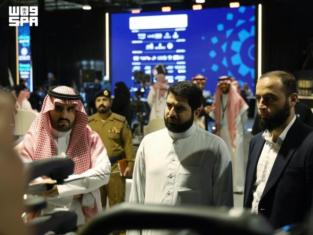 Civil Defense Showcases Drones and Advanced Technologies at the Hajj Media Hub