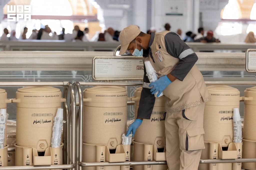 Grand Mosque Expands Zamzam Water Distribution, Daily Quality Testing for Hajj Season