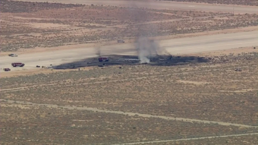 B-52 bomber crashes at California air base, eight feared dead