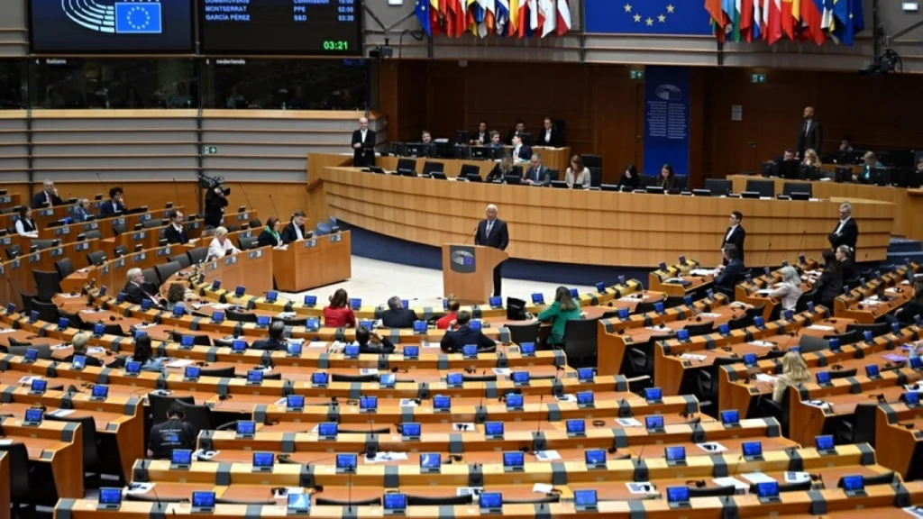 European Parliament approves overhaul of EU migrant return rules