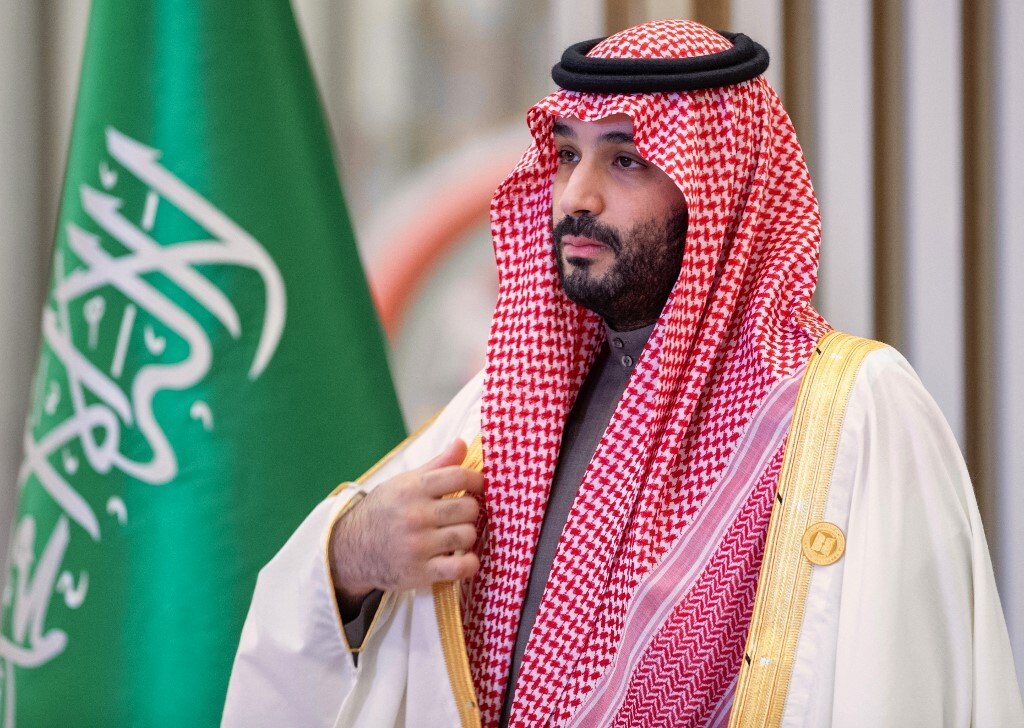 HRH the Crown Prince Holds Phone Call with King of Bahrain