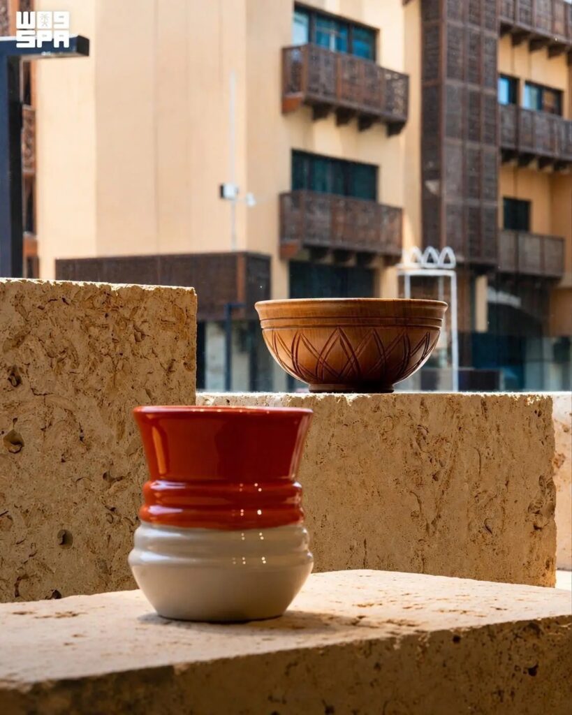 Historic Jeddah Showcases Traditional Saudi Crafts to International Visitors