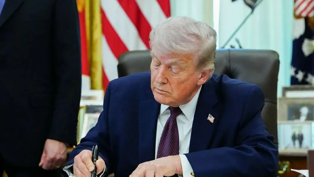 US Supreme Court blocks Trump’s plan to restrict mail-in ballots before midterms