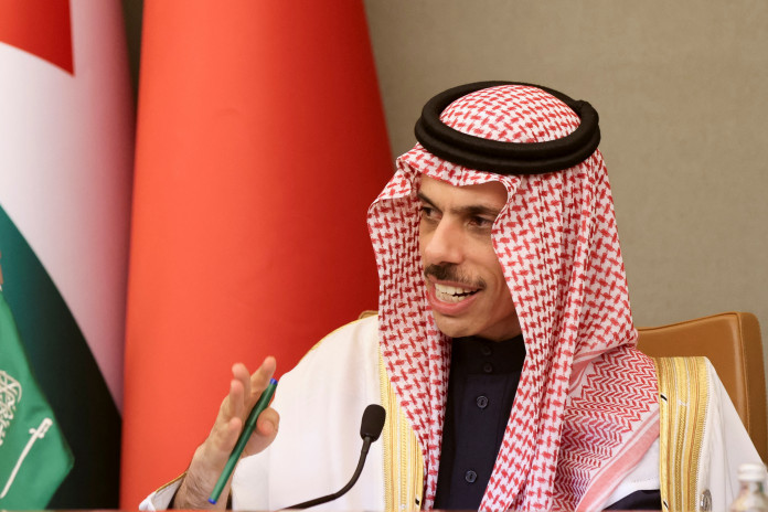 Foreign Minister, Palestinian Vice President Discuss Developments; Al Sheikh Condemns Aggression on Saudi Arabia